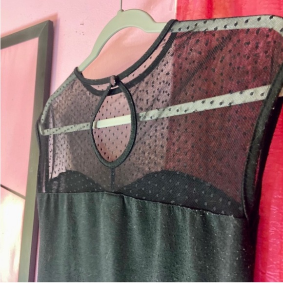 Unique Vintage Mesh Polka Dot Slim Fit Keyhole Top Tailored Goth Women’s Medium - Picture 1 of 3